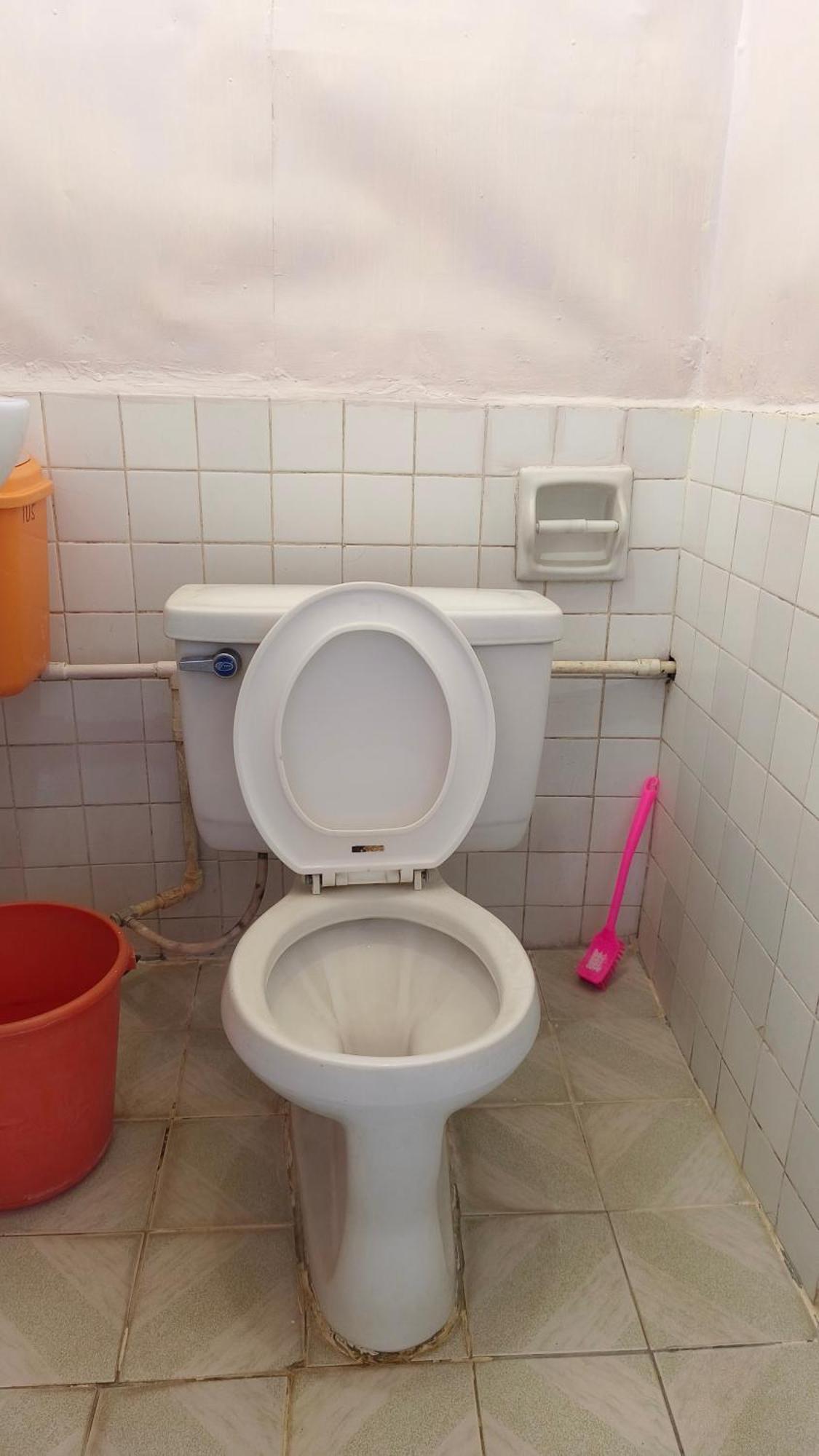בנאווה People'S Lodge And Restaurant חדר תמונה